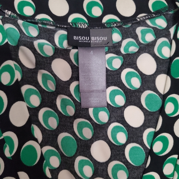 Bisou Bisou Wrap Dress - Picture 5 of 6